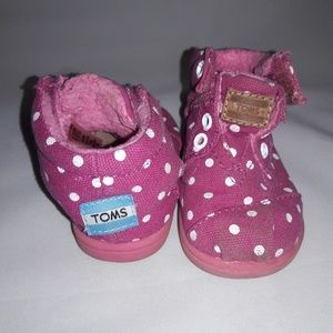SOLD TOMS Pink Polka Dot Fur Fuzzy Boots Size 4